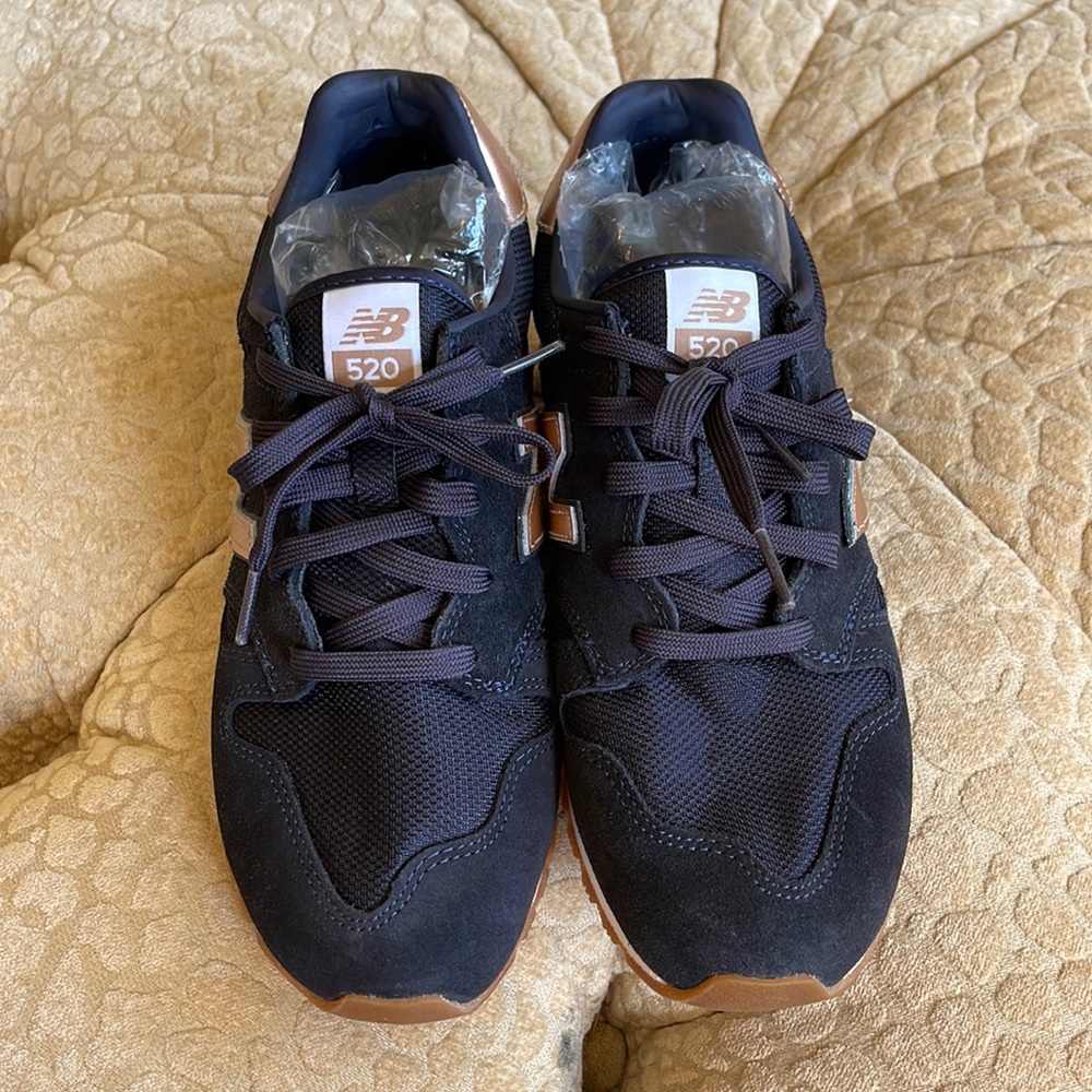 New Balance Sneakers 8 Navy w/Metallic Rose Gold Accents like new
